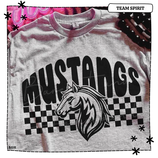 Checkered Mustangs